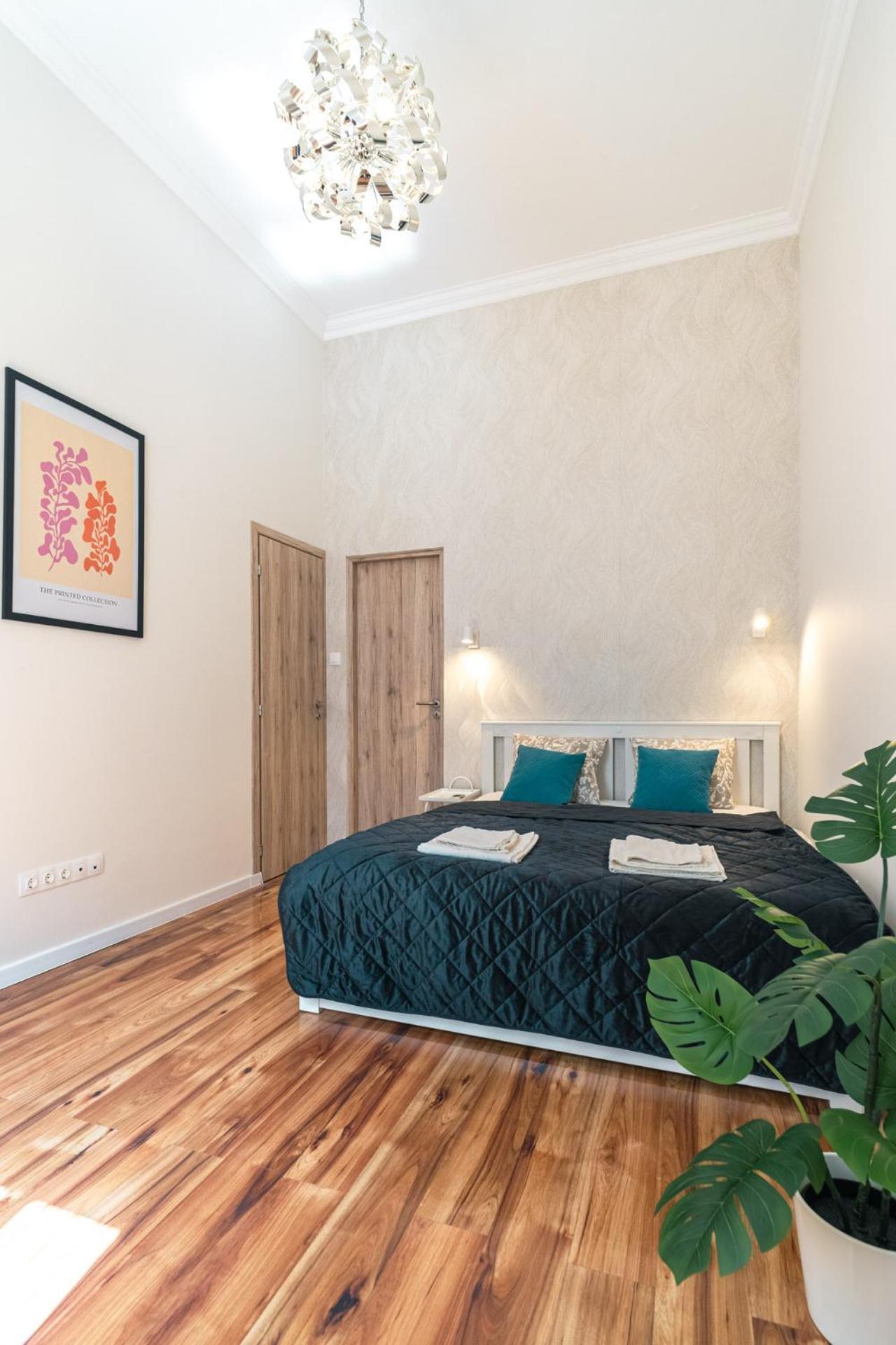 Exclusive N' Charming With Sauna In The Heart Of Budapeszt