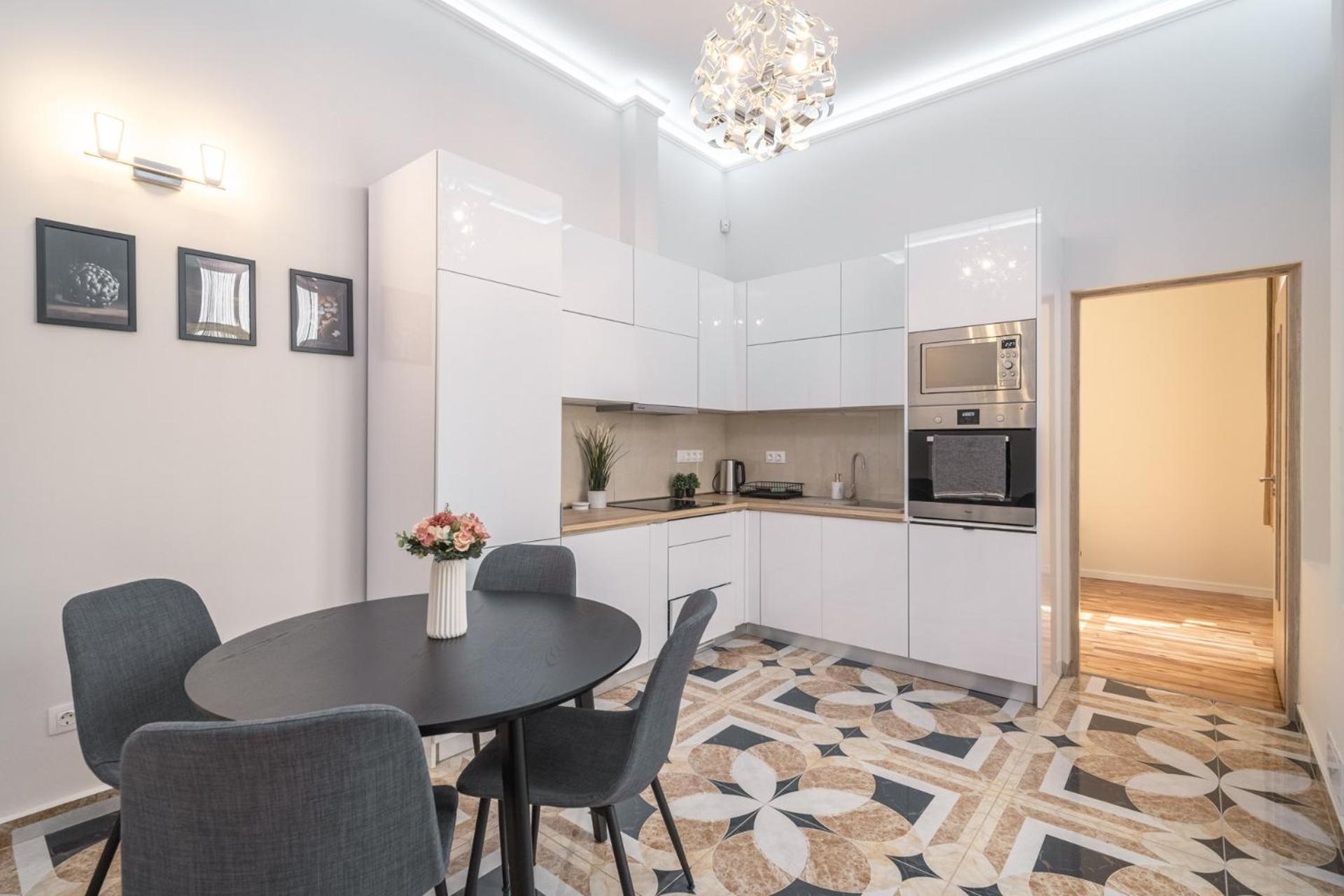 Apartament Exclusive N' Charming With Sauna In The Heart Of Budapeszt