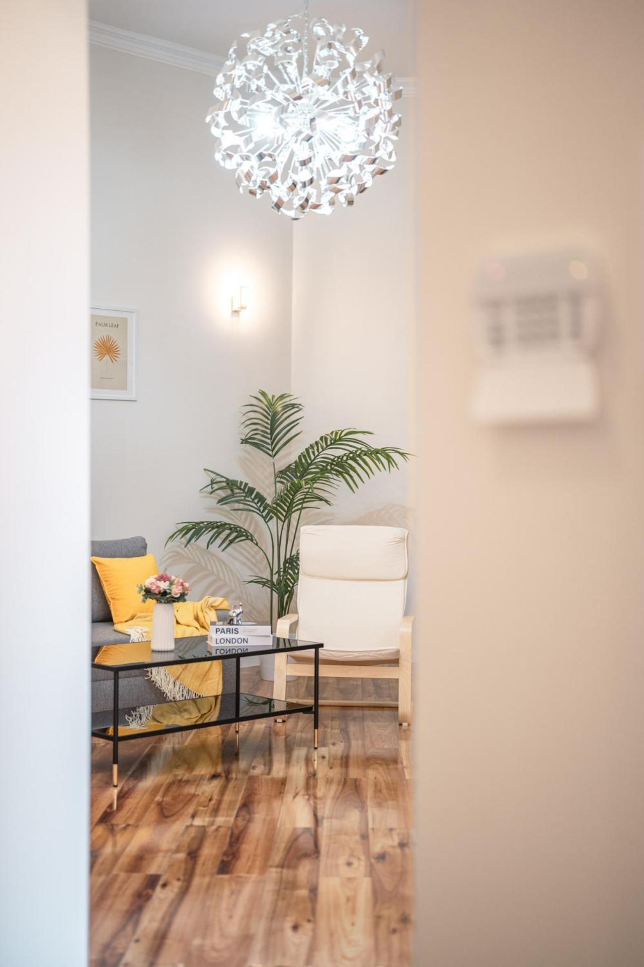 Exclusive N' Charming With Sauna In The Heart Of Apartment *